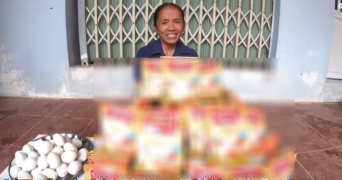 Mrs. Tan Vlog and the Controversial Dishes that Sparked Outrage Among Netizens, Prompting Many to Unsubscribe Immediately 5 Mrs. Tan cooked porridge using instant porridge instead of rice