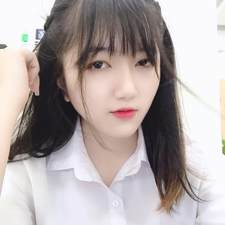 LoL: Beautiful Female Streamer Faces Backlash After Insulting Her Teammate on Stream 1 The beautiful female streamer has been the center of attention in the LoL community lately