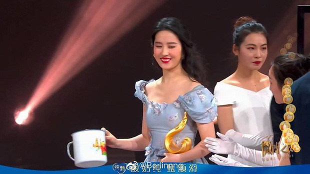 Looking Back at Liu Yifei's Beauty at 20 and Now, Netizens Can Only Sigh: "She Truly Was the Girl We All Pursued" 6 Liu Yifei still has the same aura as before, but has gained a lot of weight
