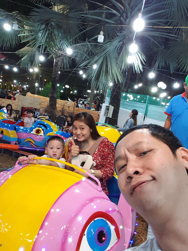 Teacher Ba sets aside lesson planning to take his family out for fun
