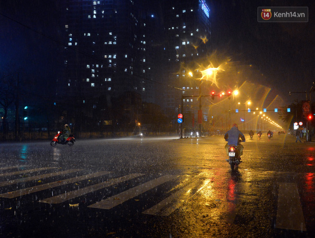 The rain continues to pour down.