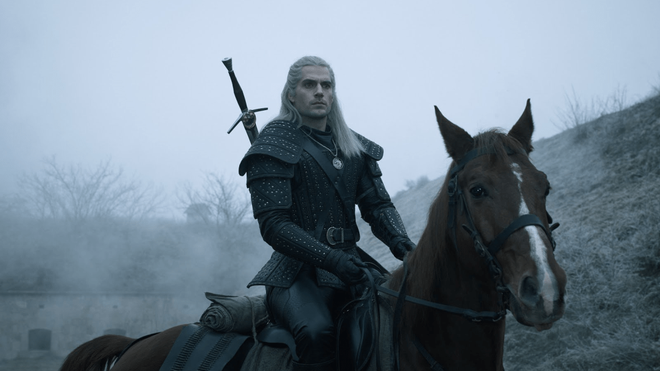 7 Secrets of 'Witcher' Henry Cavill: The 'Thick-Skinned' Actor Who Called Netflix Nonstop to Get Cast, and Always Takes Geralt's Outfit Home After Filming 8 photo 7 1578301367869693209848