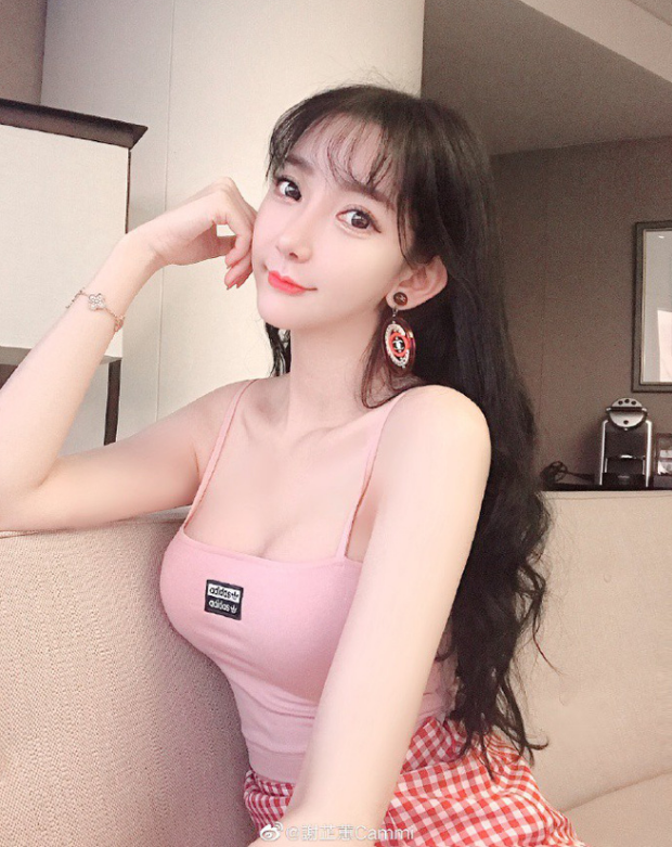 Eight years after the scandal with Trần Quán Hy, Tạ Chỉ Huệ has undergone a remarkable change in appearance.