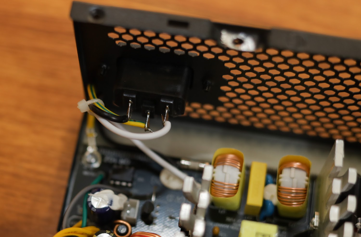 Input also lacks noise filtering capacitors, and no power switch at all.