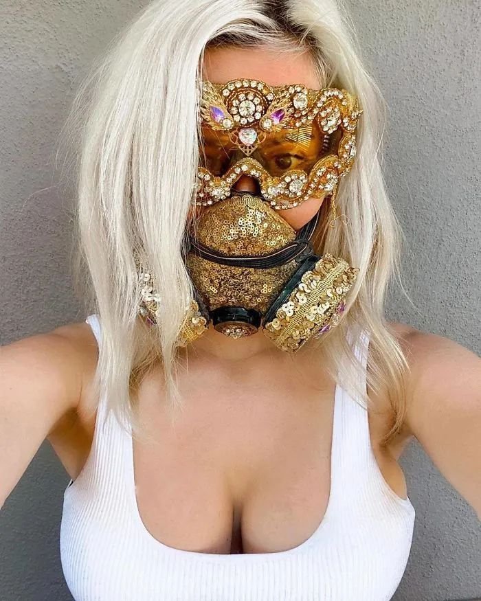 Wearing this outside, I wonder if it's... heavy?