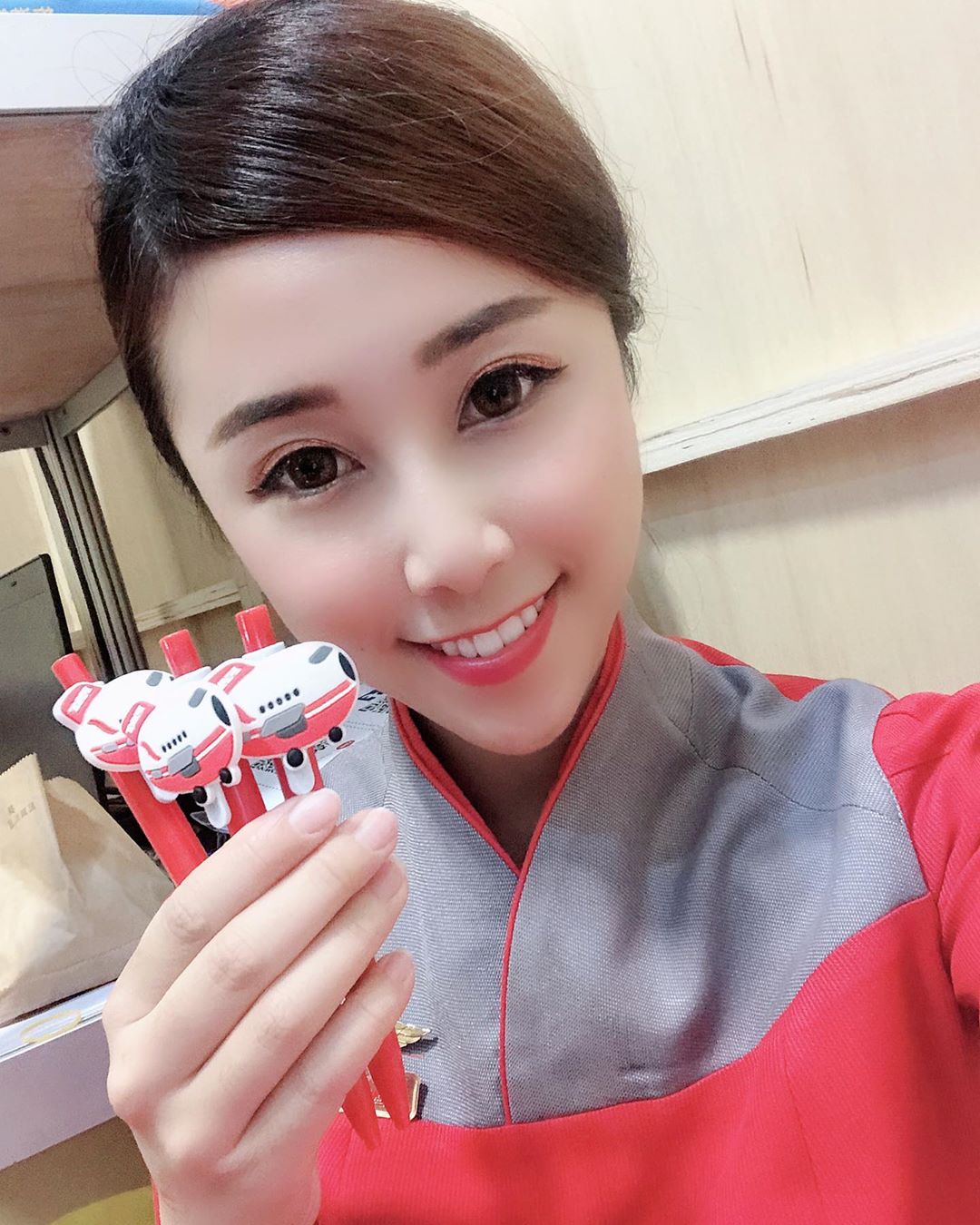 This is the photo that has been causing a stir among netizens in recent days