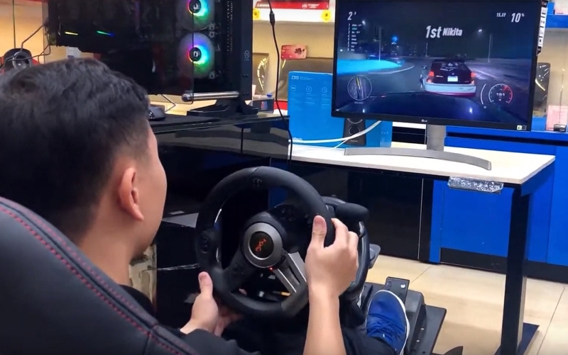 A racing wheel must meet your needs and budget (photo AnPhatPC)