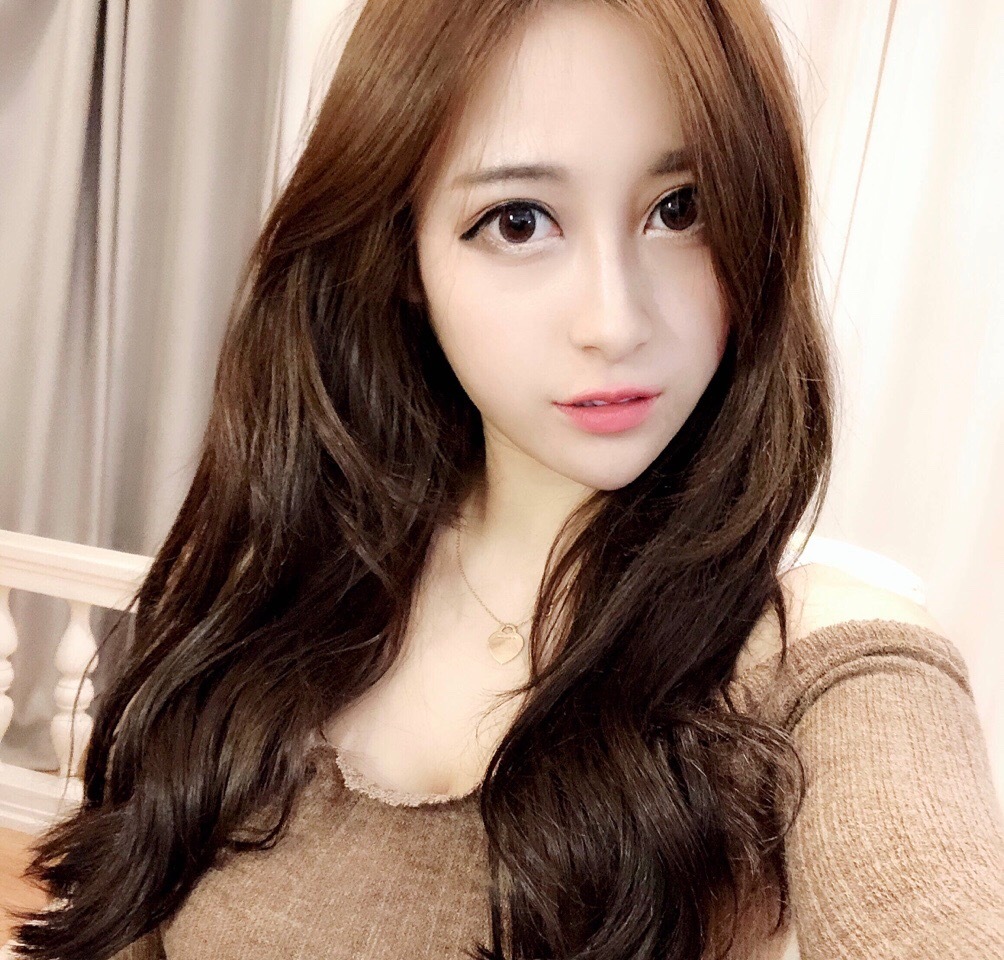 Xiao Jiu Jiu - the beautiful streamer