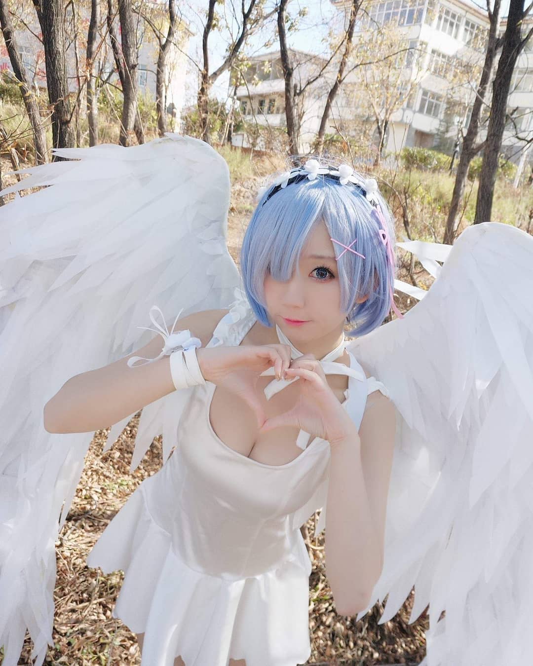 She sometimes appears in sexy cosplay outfits