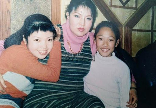 Abby (in white) had her mother pay for cosmetic surgery since she was 14 years old