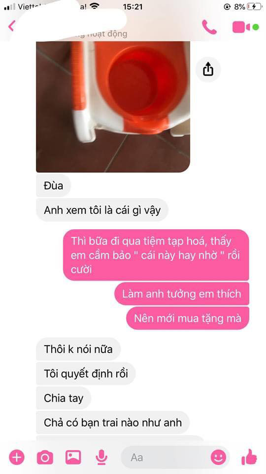 The chat that the girl shared with the online community