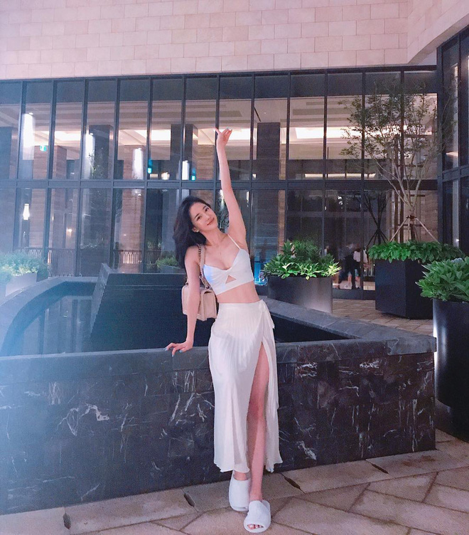 The model also stated that this is not the first time she has been abused by the CEO. After this incident, she reported it to the police. However, the police classified it as a civil case and proceeded with mediation for both parties.