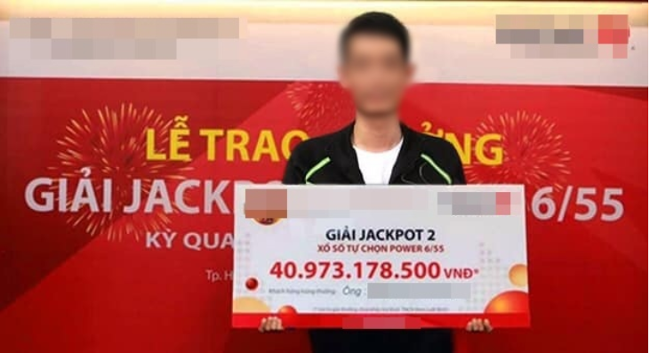 He edited a photo of a lottery prize winner to make it look like himself.