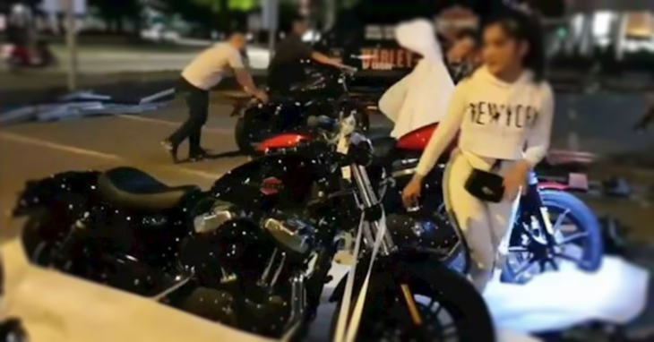 The value of the motorcycle is said to be around several hundred million dong.