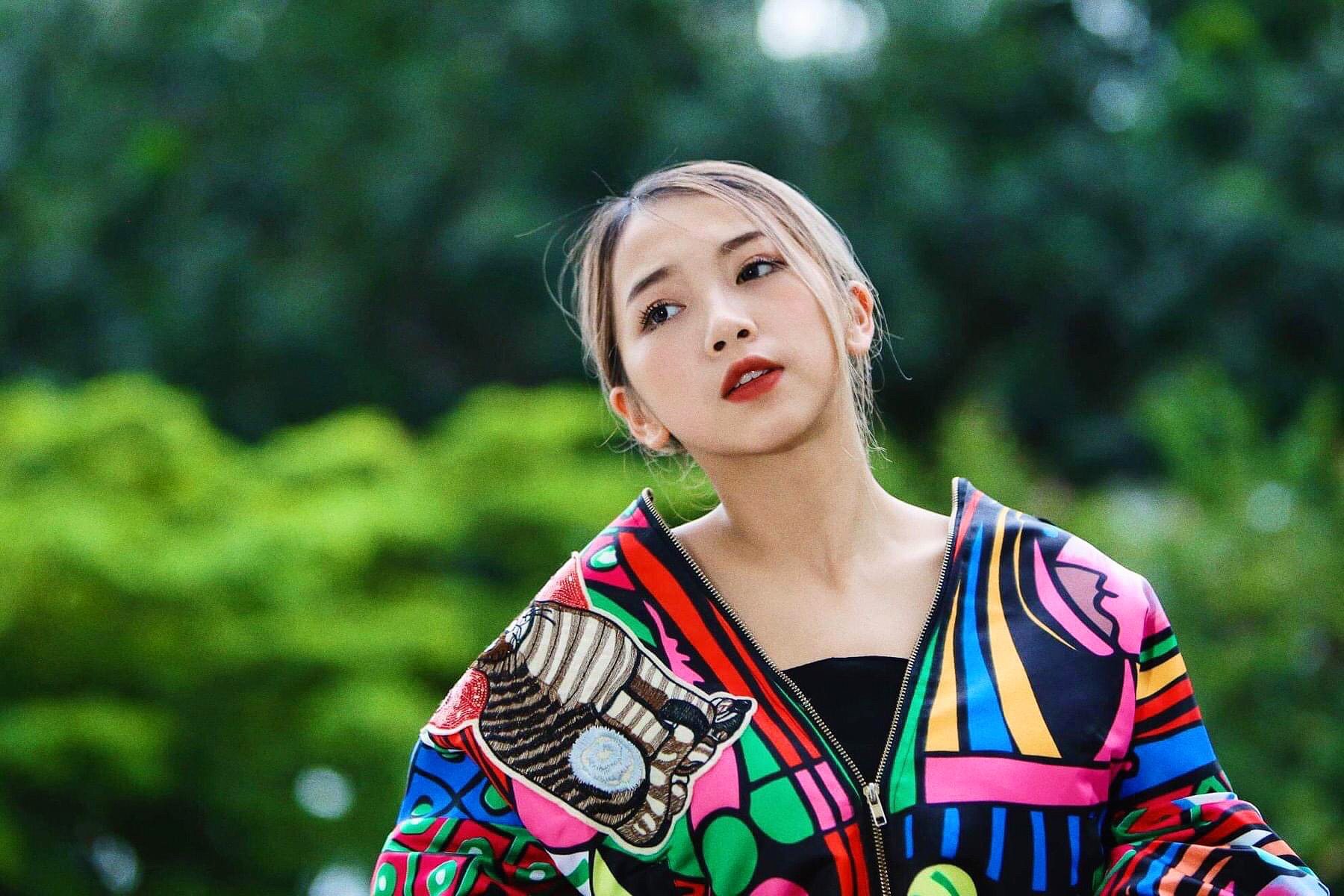 Minh Tâm is a young, dynamic girl, currently a student at the Vietnam National Academy of Music