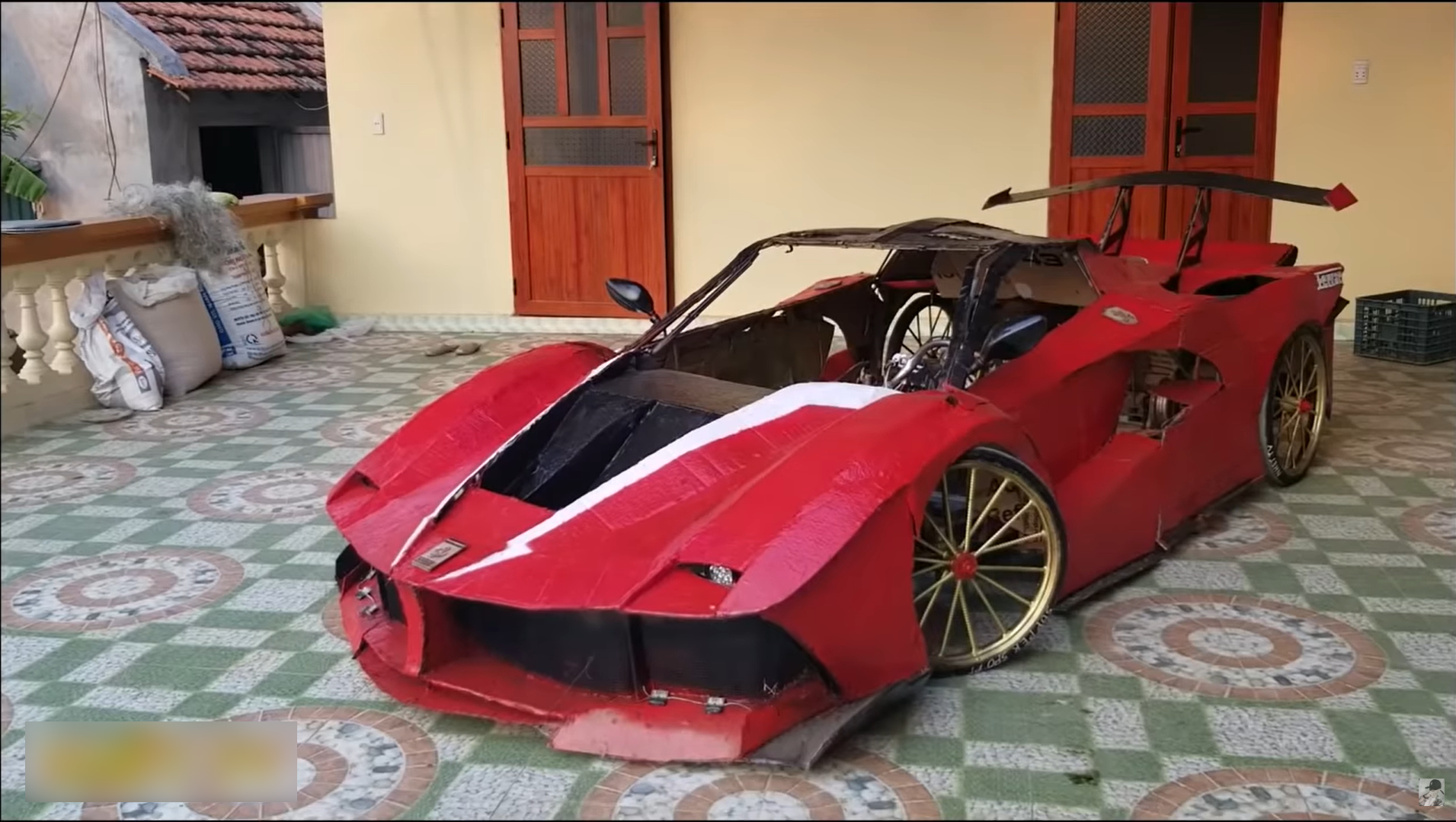 Homemade Ferrari supercar by the group, costing only a few million VND