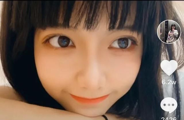 Xiao Duo - the hot girl that many male fans just want to protect