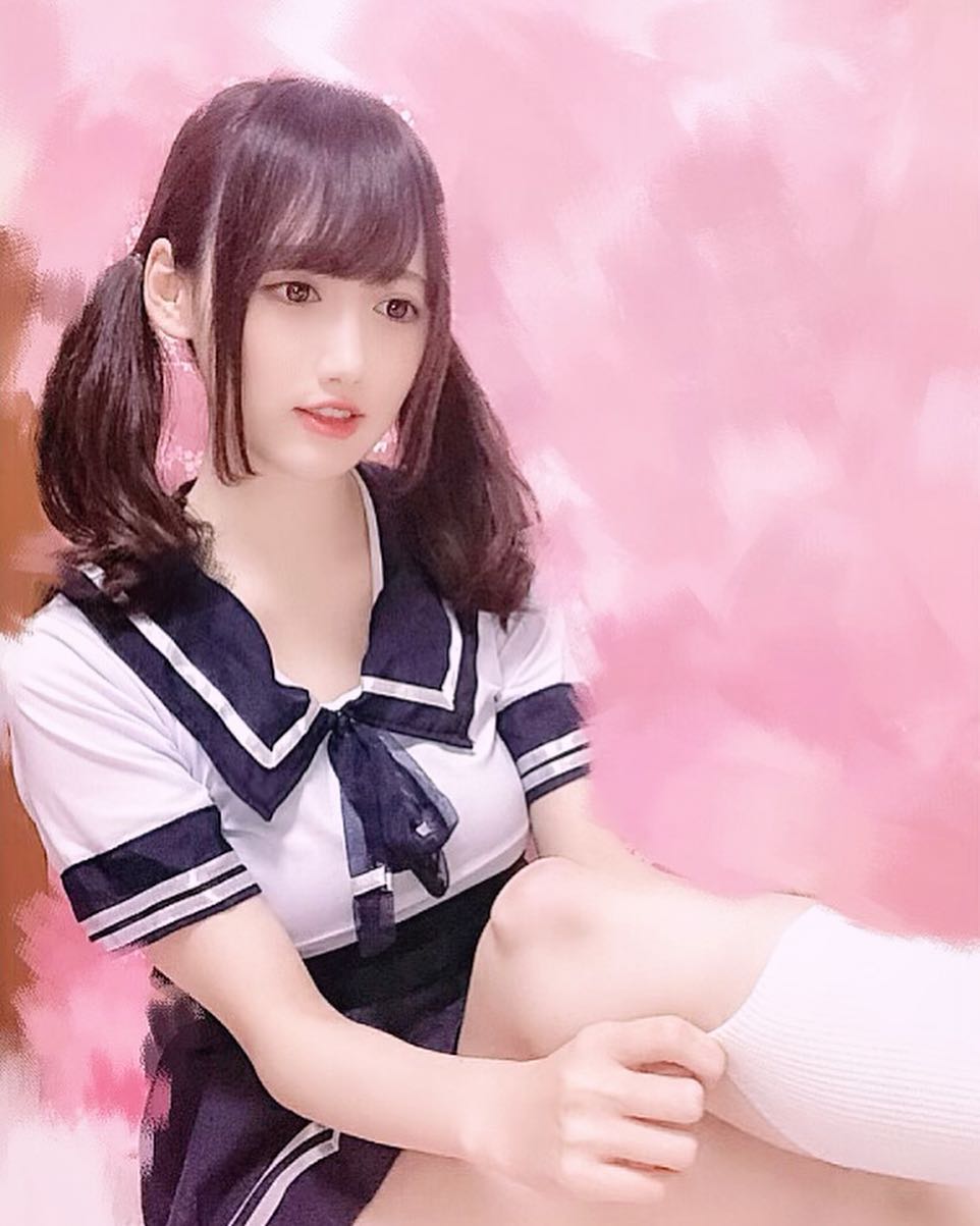 The extremely adorable beauty of the hot girl