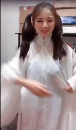 She even boldly broadcasted it live