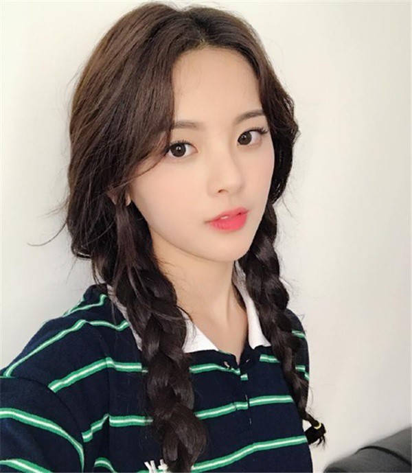 Yang Chaoyue looks stunning in the eyes of the online community