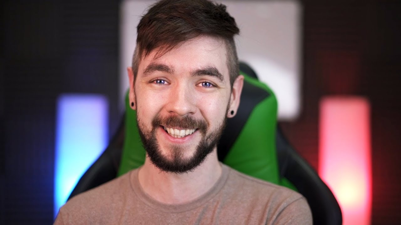 Jacksepticeye is a famous streamer with very little drama