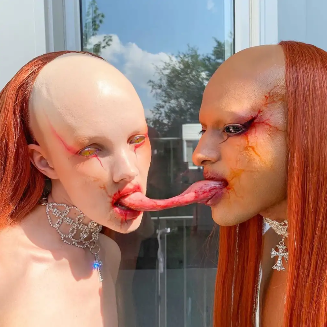 This frightening new makeup style is not for the faint-hearted. Makeup art is pushed to the limits.