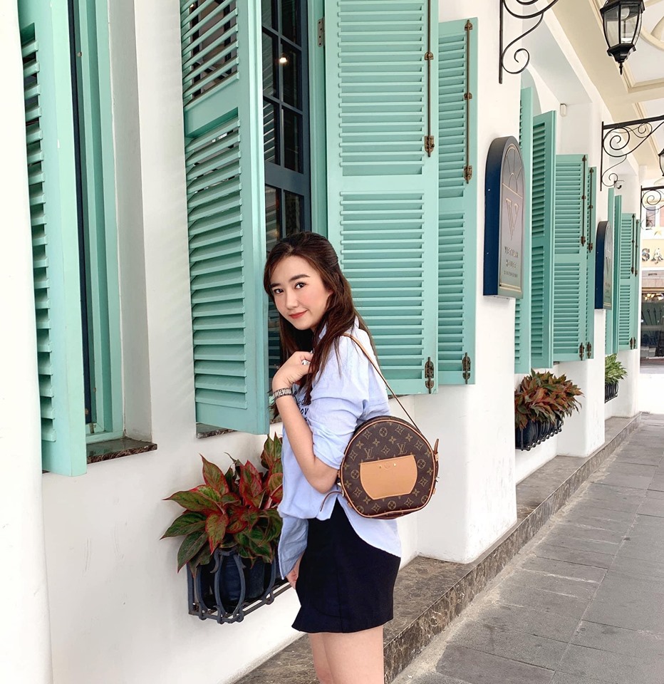 LV Boite bag worth 65 million VND