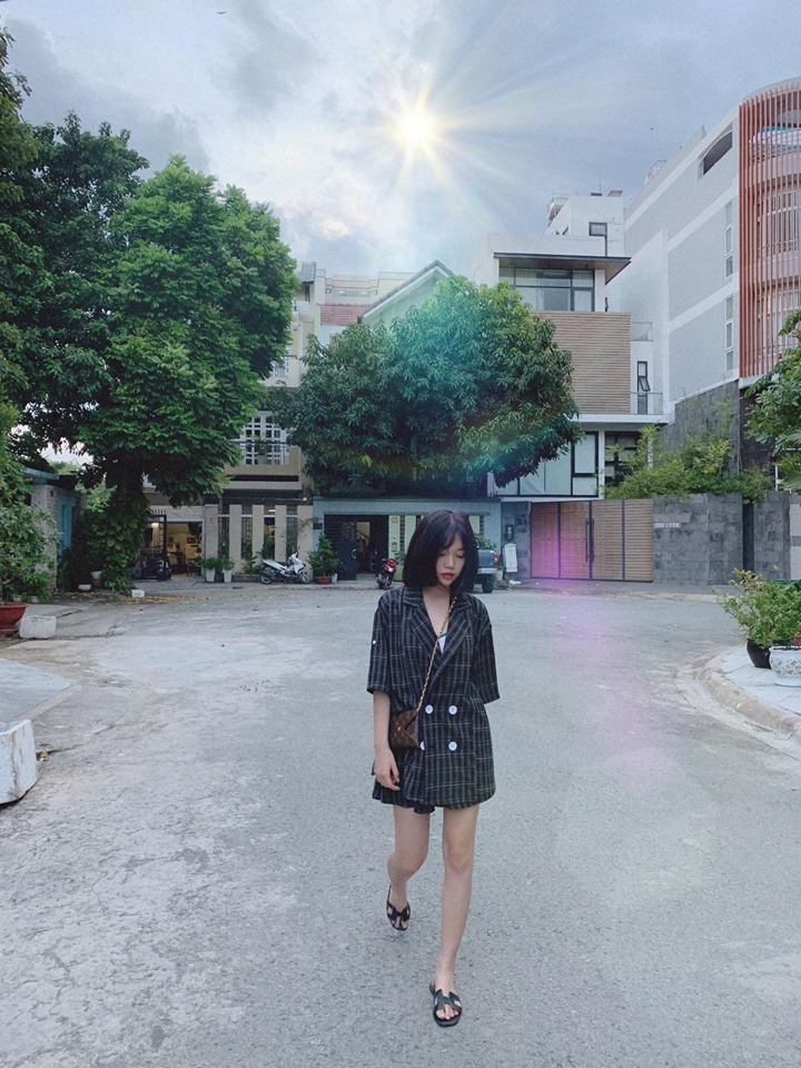 Linh Ngoc Dam's designer sandals worth 650 USD