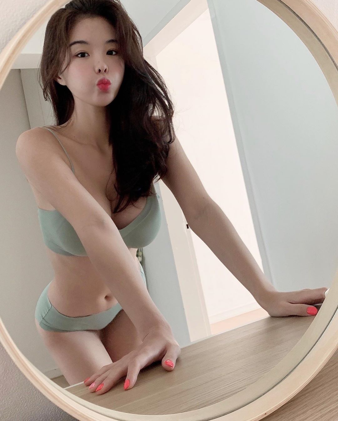 Will everyone still like her like this?
