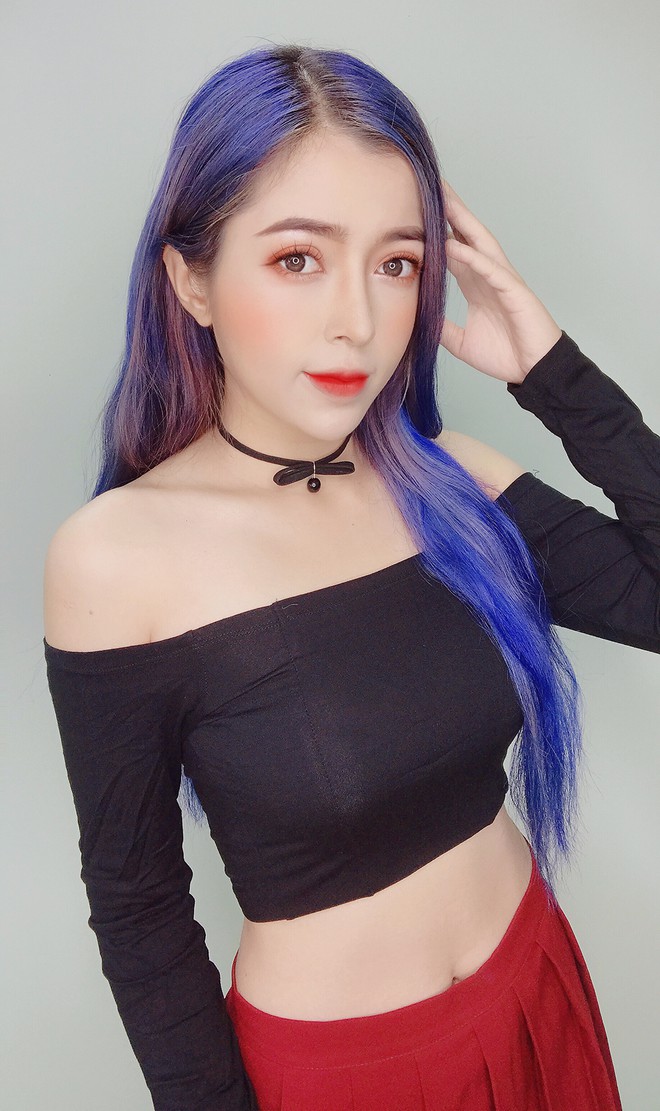 Her clips, although short, convey positive energy