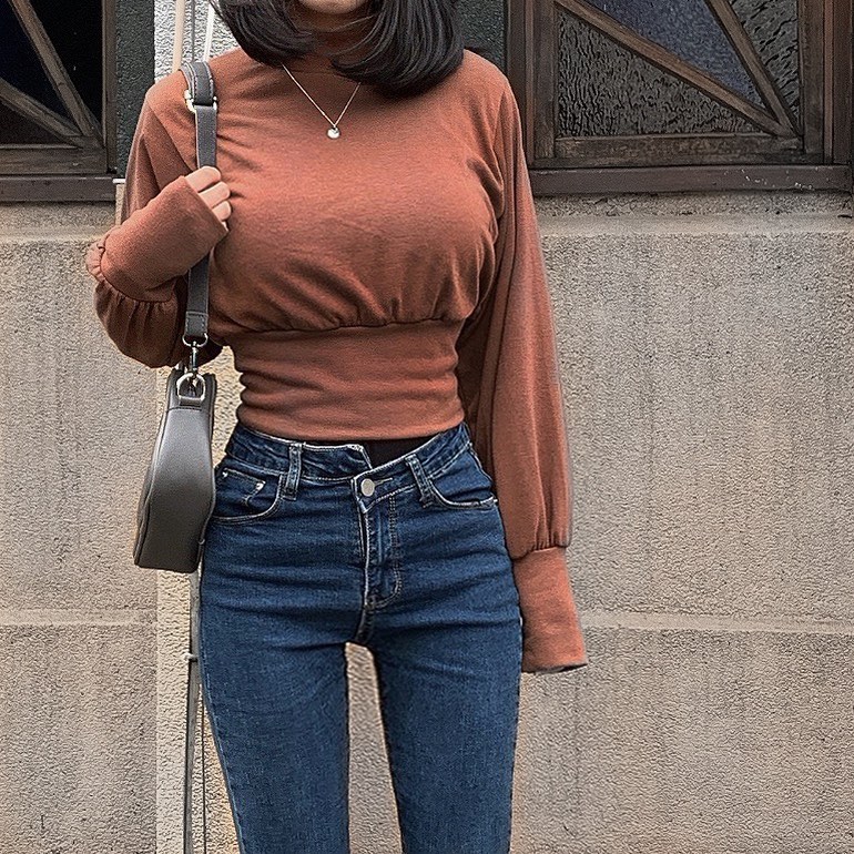 Just looking at it might be enough to see her voluptuous figure