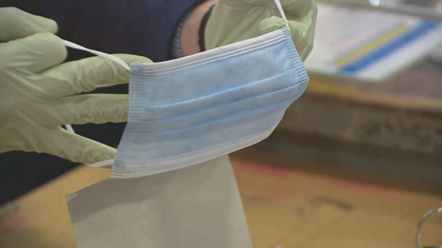 American scientists recognize wearing masks as the most effective way to prevent the spread of the coronavirus.