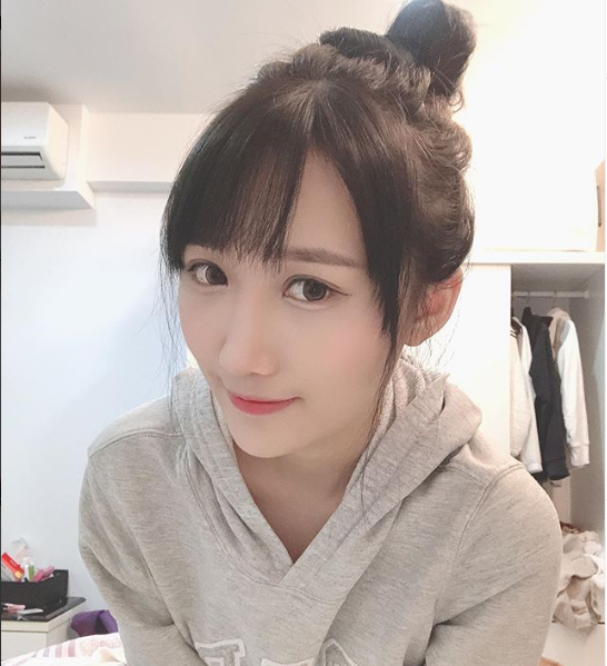 According to her sharing, she has to support most of the family's finances
