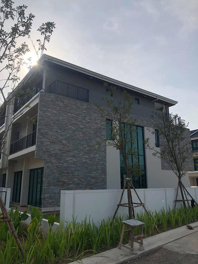 Ngọc Trinh owns 2 magnificent villas in Hanoi and Ho Chi Minh City