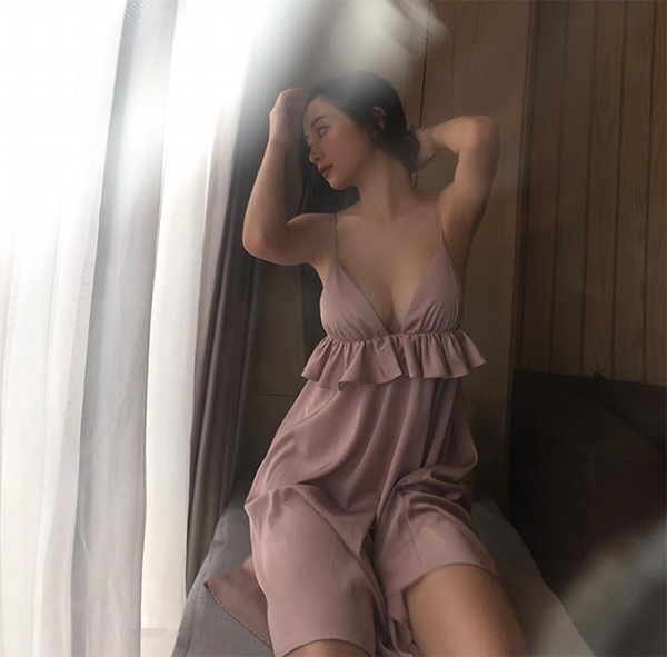 Her natural posing has created a strong appeal for Jun Vu's image.