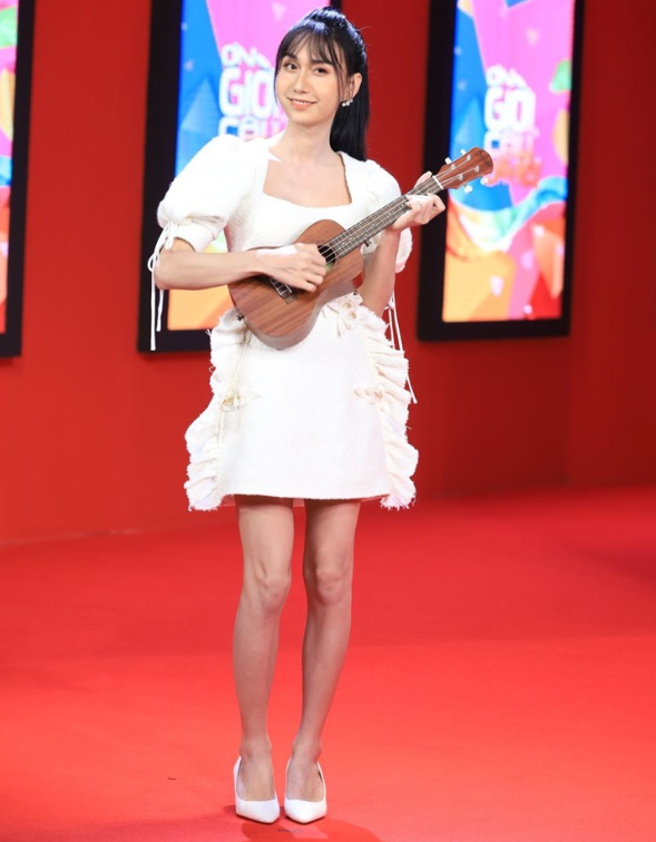 Lynk Lee received positive feedback about her new appearance on air, she shared: 