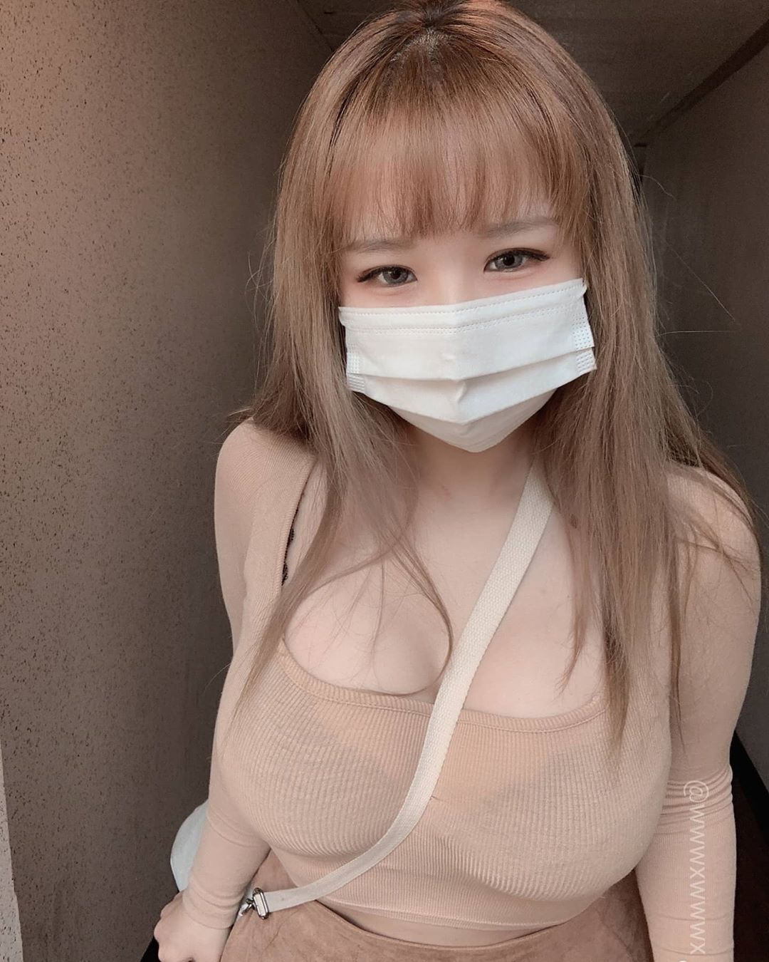 About a hot girl whose face is even unclear