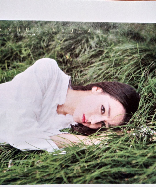 A photoshoot she did as a model before she became famous