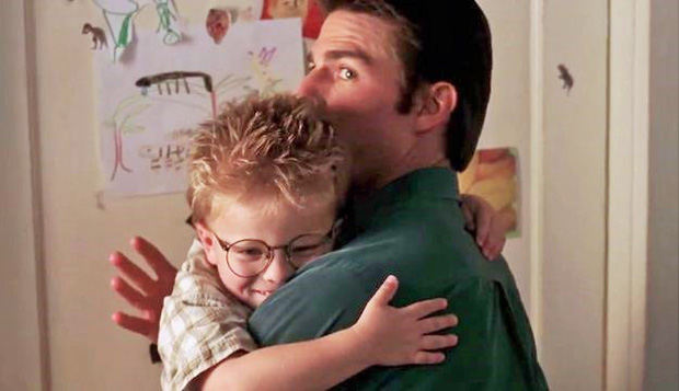 Tom and the boy Jonathan in 'Jerry Maguire'.