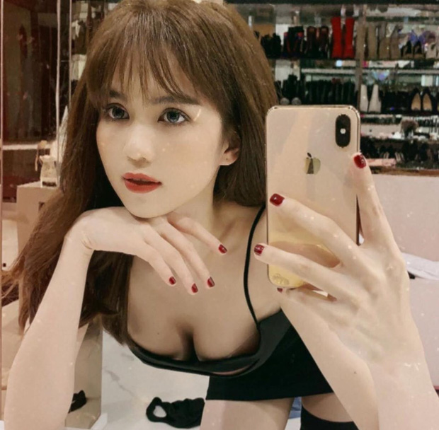 Ngọc Trinh appears quite angry in this incident; the public hopes she will take it all the way.