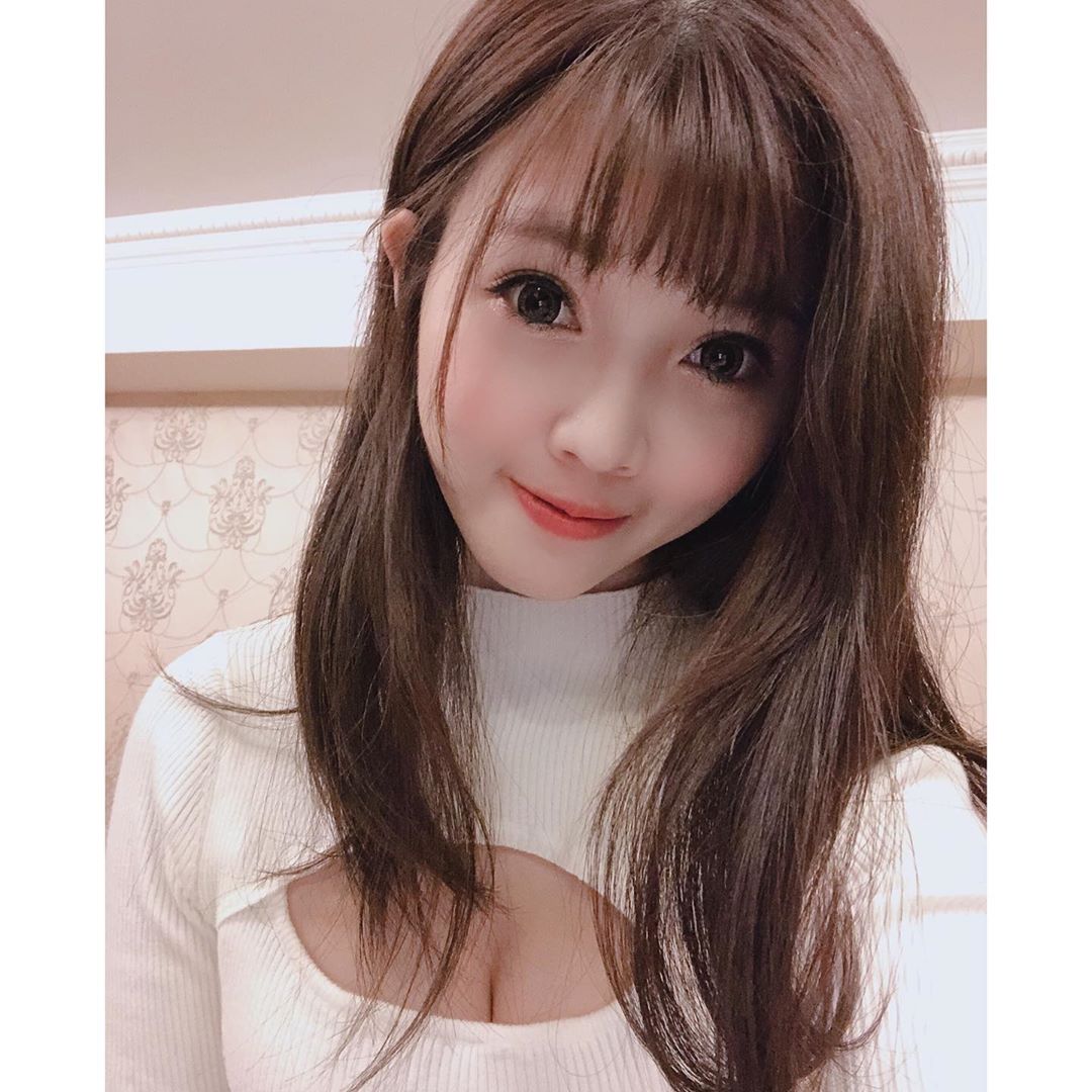 What fans mainly care about is her beautiful looks
