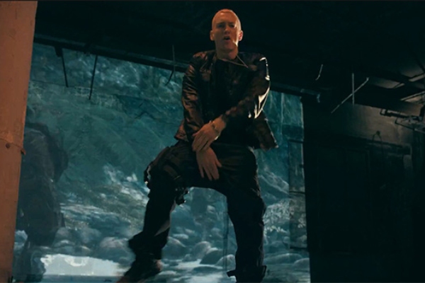 Rapper Eminem is a hardcore fan of Call of Duty (Image: kenh14)