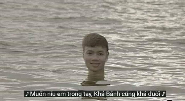 Many netizens have also created memes and songs about this incident.