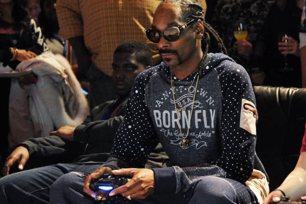 Snoop Dogg had a streaming career that lasted... 26 minutes (Image: kenh14)