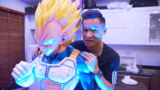 1:1 Resin Vegeta from Độ costs up to 33 million VND but is not always available for purchase.