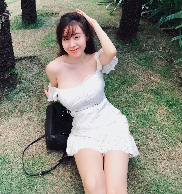 From being an inappropriate internet phenomenon, Ba Tung has completely transformed