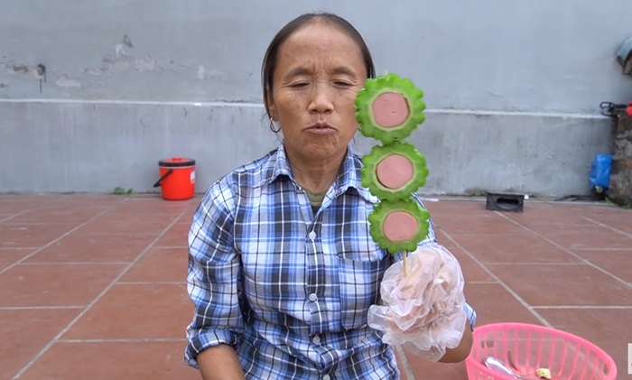 Bà Tân Vlog's creation looks quite delicious