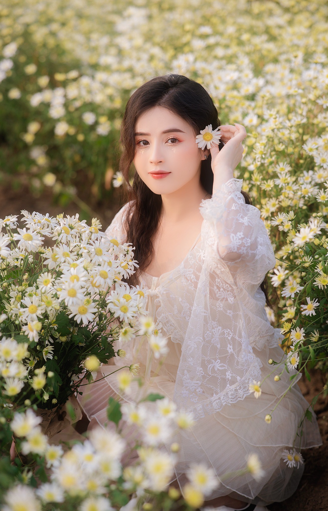 She later shared some super beautiful wedding photos