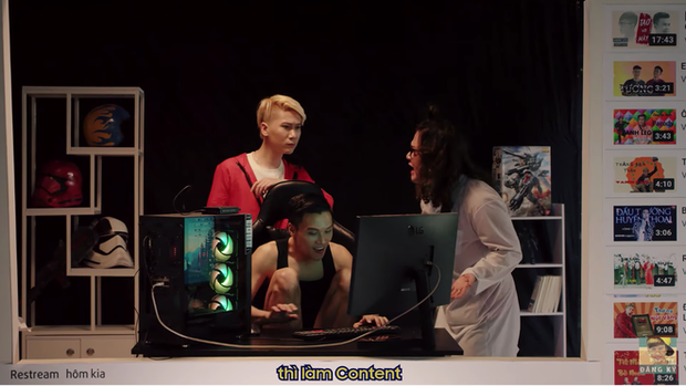Scene cosplaying Độ Mixi in Vanh Leg's MV Học Viện YouTube