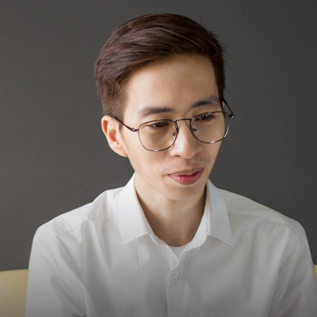 This is ViruSs when he was still dating Nguyen Sat Thu